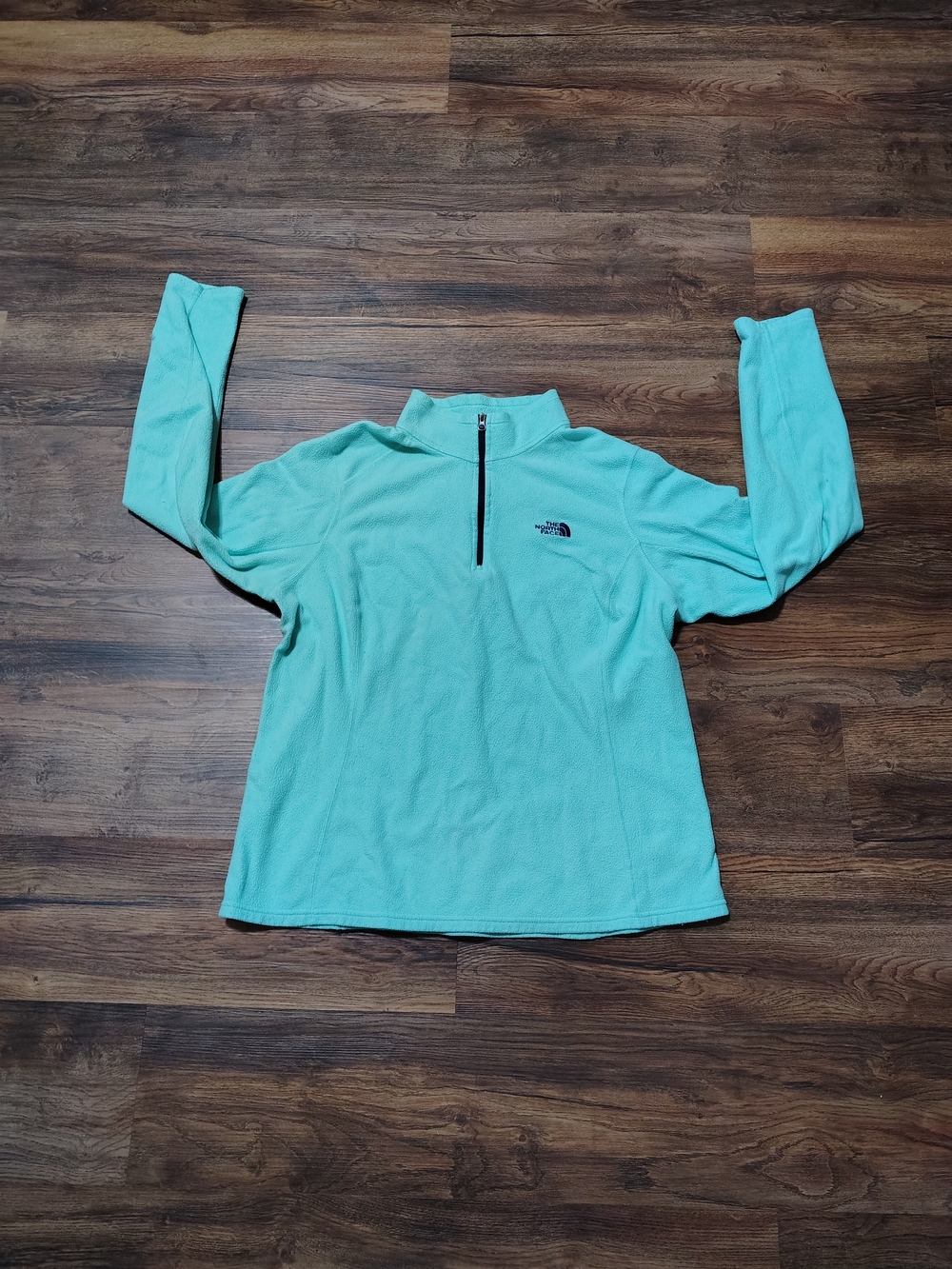 The North Face Women's Aqua Quarter-Zip Fleece Pullover